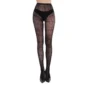 Femme Punk en Collants Résille Noirs à Motif Barbelés
