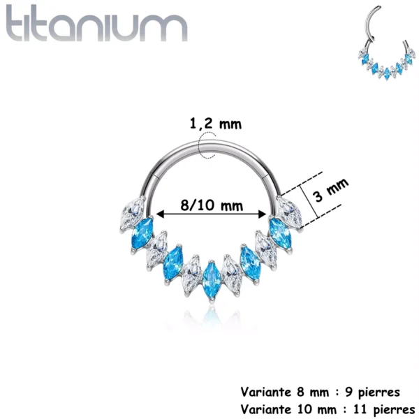 Clicker Titane orné de Zirconiums Taille Marquise Bicolores (variantes 8 et 10 mm avec 9 ou 11 pierres) Clicker Titane orné de Zirconiums Taille Marquise Bicolores (variantes 8 et 10 mm avec 9 ou 11 pierres).