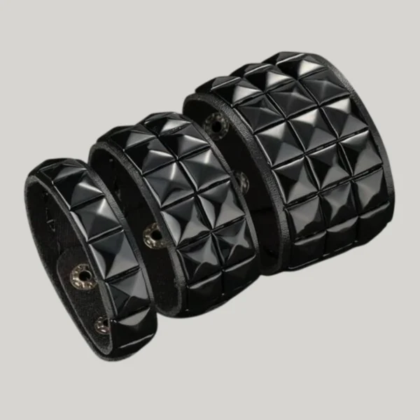 Bracelet Cuir à Rivets Punk Pyramide Noirs 1-2-3 Rangées.