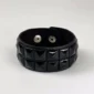 Bracelet Cuir à Rivets Punk Pyramide Noirs 2 Rangées.