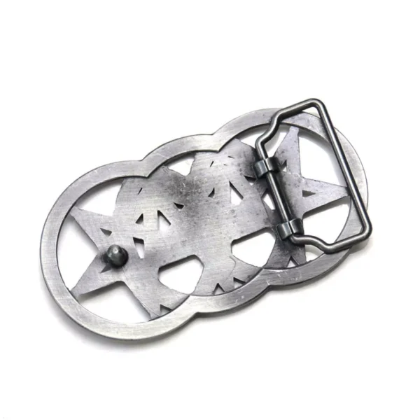 Boucle de Ceinture Triple Pentacle en Acier à Fermeture Barre Pivotante avec Crochet Boucle de Ceinture Triple Pentacle en Acier à Fermeture Barre Pivotante avec Crochet.