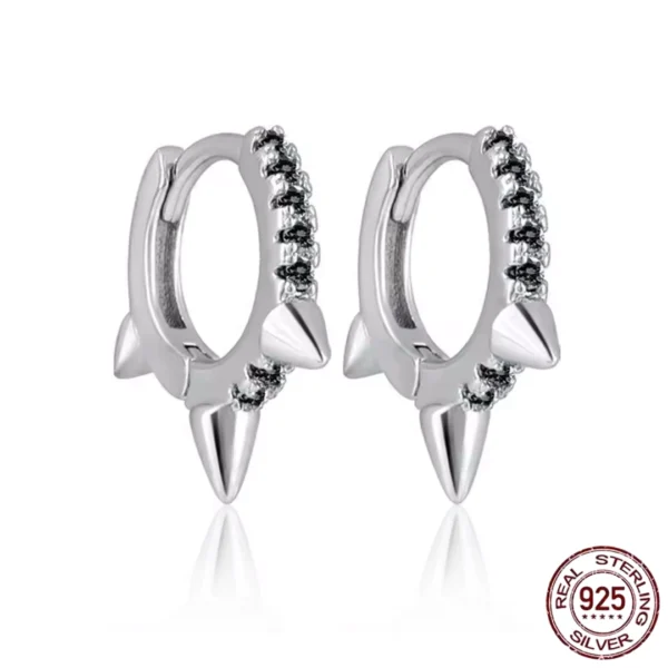 Créoles Argent 925 Pointes & Zirconiums Noirs Créoles Argent 925 Pointes & Zirconiums Noirs.