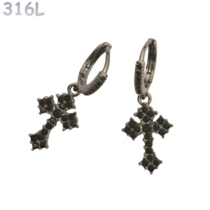 Créoles Pendantes Croix Gothique Pavée de Zirconiums Noirs.