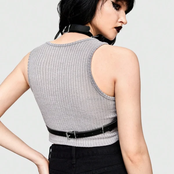 Harnais Poitrine Pentacle & Pointes Acier à Fermeture Boucle Ardillon Harnais Poitrine Pentacle & Pointes Acier à Fermeture Boucle Ardillon.