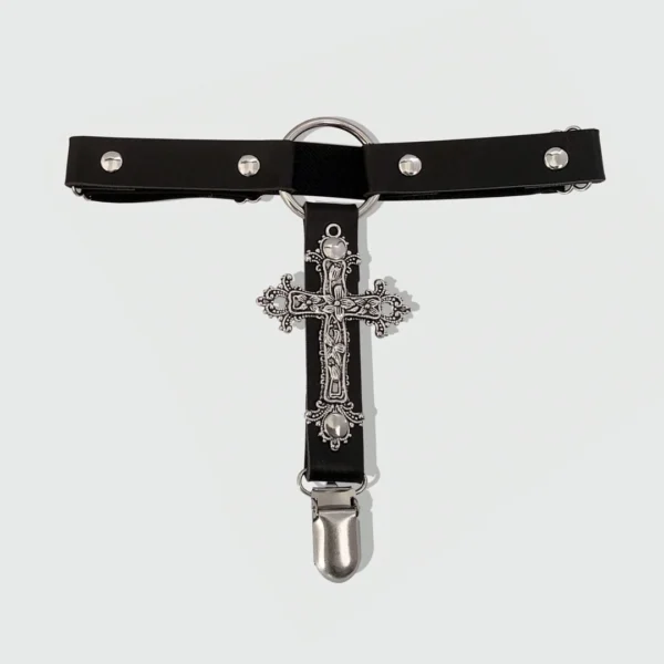 Jarretière Cuir Noir à Croix Gothique & Clip Porte-Bas Jarretière Cuir Noir à Croix Gothique & Clip Porte-Bas.