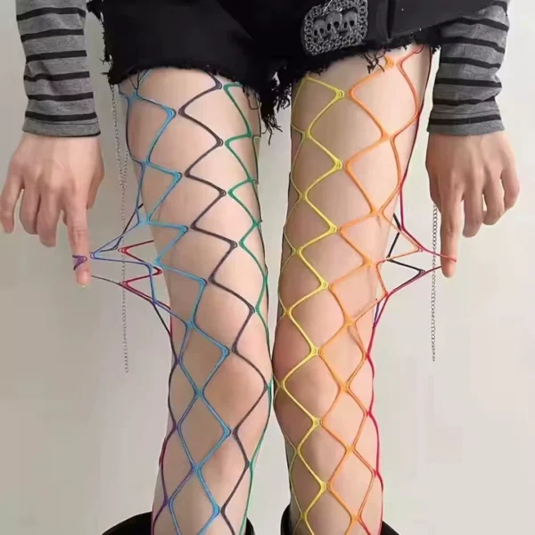 Collants Résille à Maille Oversize Arc-en-Ciel Y2K Multicolores Collants Résille à Maille Oversize Arc-en-Ciel Y2K Multicolores.