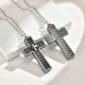 Collier Pendentif Croix Gothique Ouvrable Charnière Acier Inox.